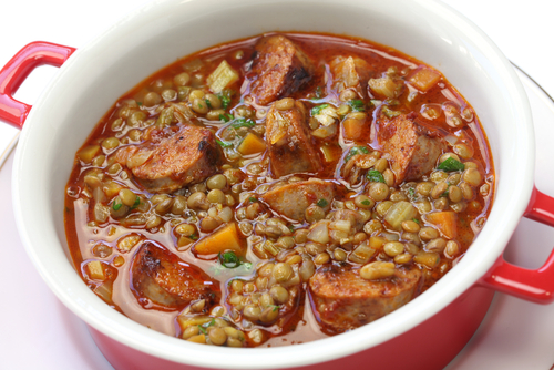 Lentil and chorizo stew (Lentejas con chorizo) 